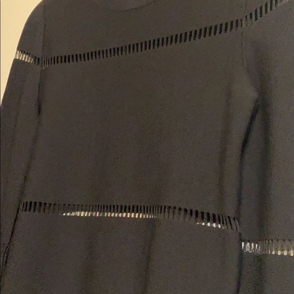 Zara cut out long sleeve top - Picture 2 of 5
